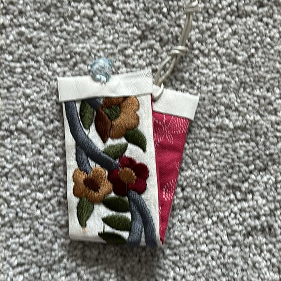 Unique Vintage Fabric Cuff Bracelet #814 Hand sewn by Violette Grace - Picture 1 of 4
